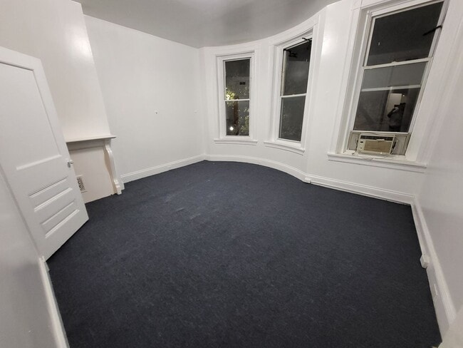 Photo - 2102 N Charles St Unit 2