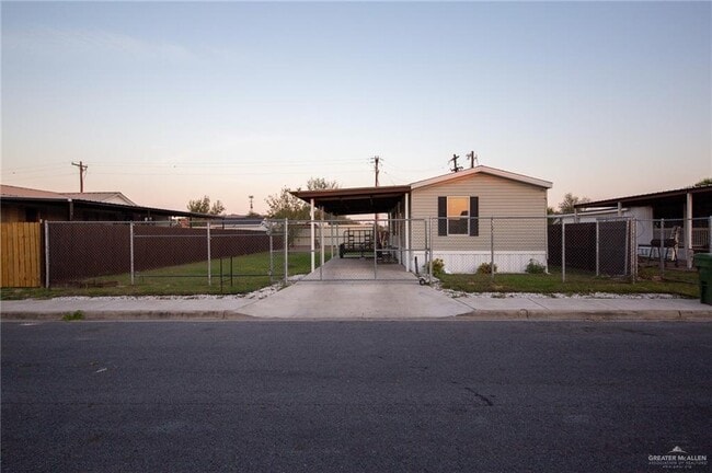Photo - 1130 Madrid St House