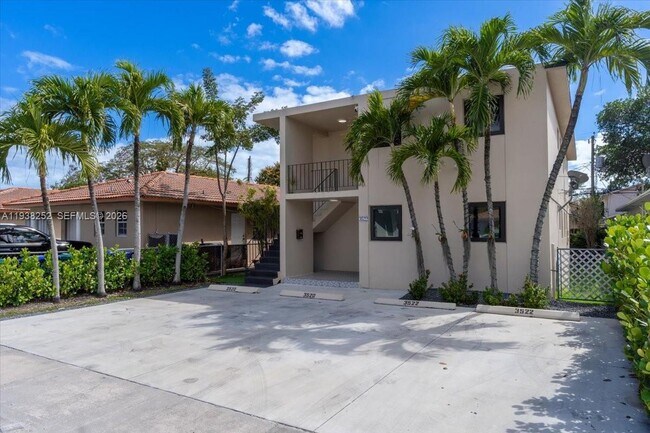 Photo - 3522 SW 25th St Unit 3522