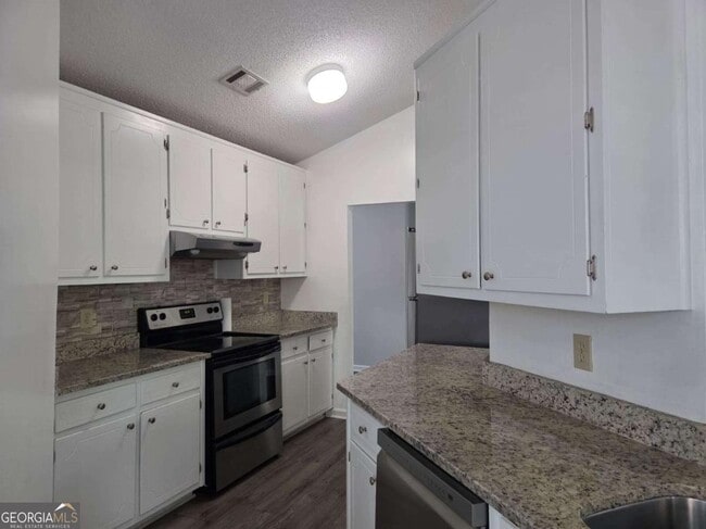 Photo - 1155 Riverside Trce