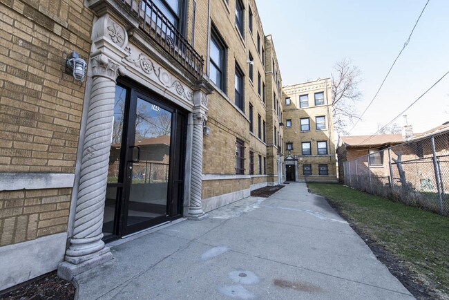 Photo - 7440 S Phillips Ave