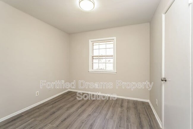 Photo - 1316 Pleasant St