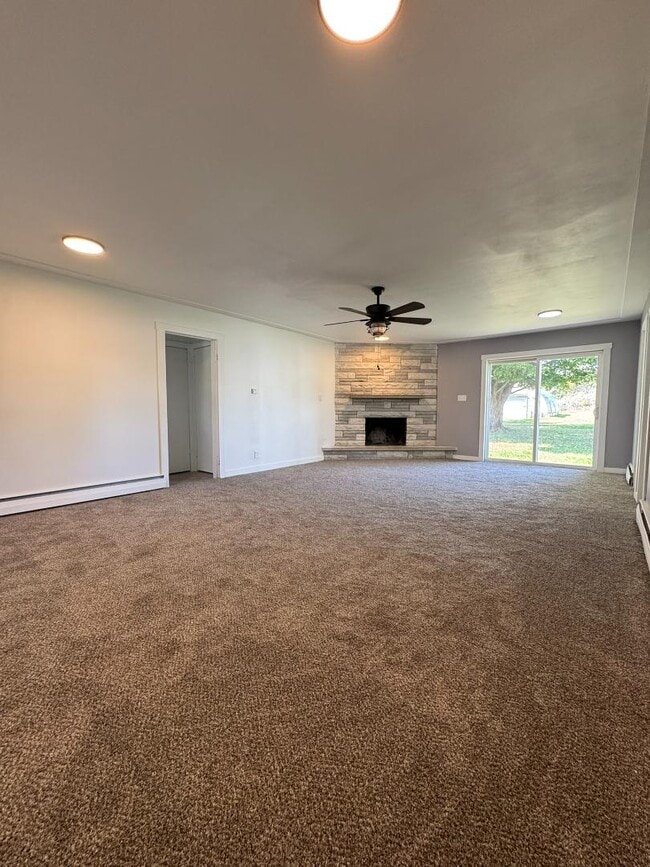 Photo - 6451 Alpine Ave NW