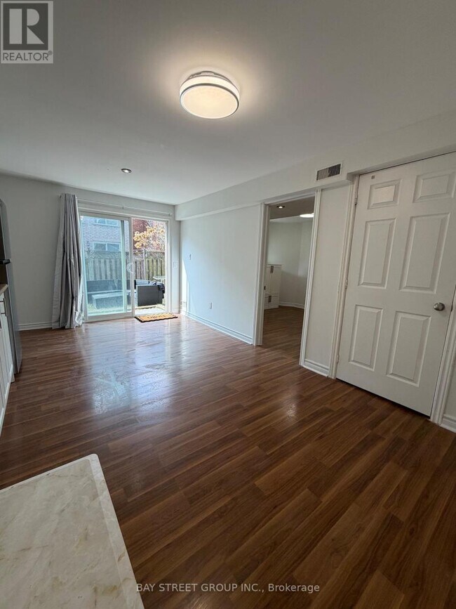 Photo - 149 Millcliff Cir