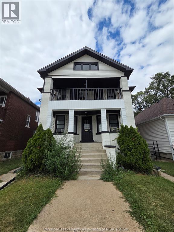 Photo - 1178 Giles Blvd E