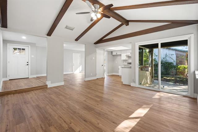 Photo - 124 Bowling Green Cir