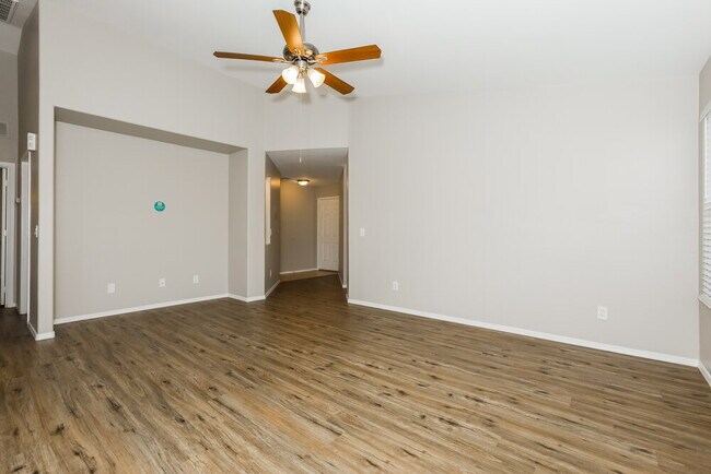 Photo - 5233 E Ingram St