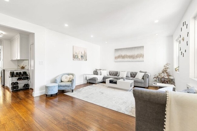 Photo - 1490 Beacon St Unit 4