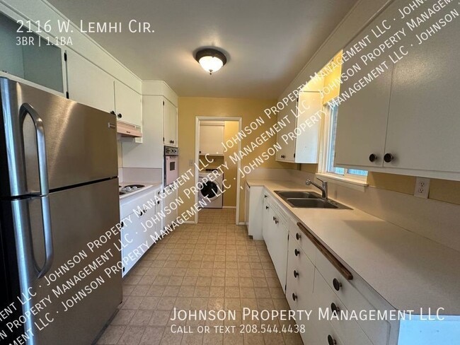 Photo - 2116 W Lemhi St