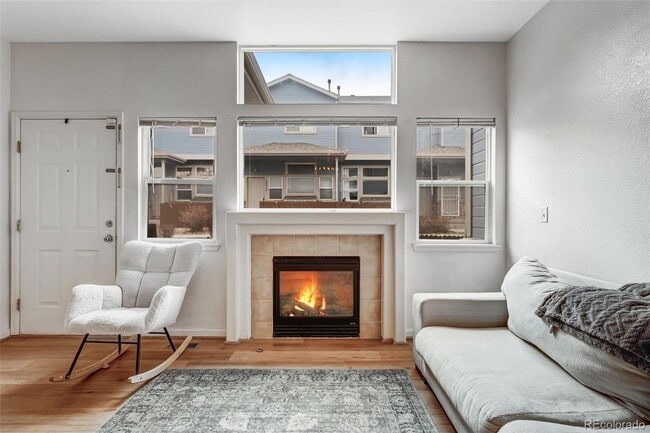 Photo - "Charming 2-Bed Townhouse Retreat with 2.5 Baths in Brighton!"