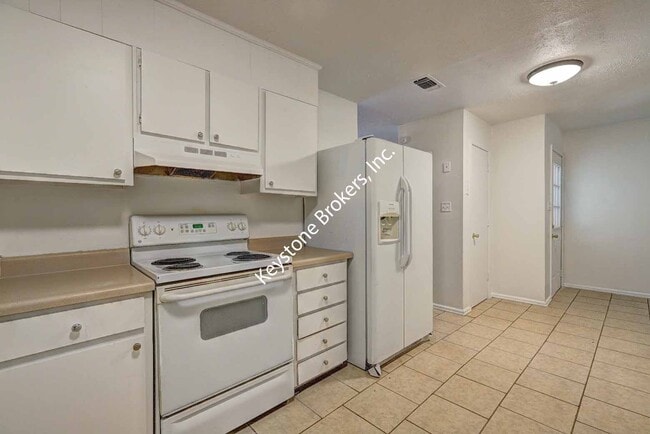 Photo - 1