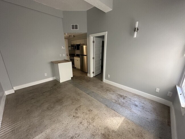 New Grand Apartments