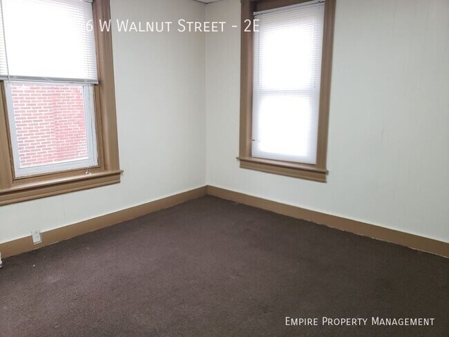Photo - 1142-1146 W Walnut Street-2E Apartamento Unidad 2E
