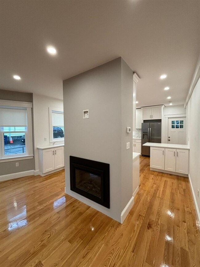 26 Fenwick St Unit 1