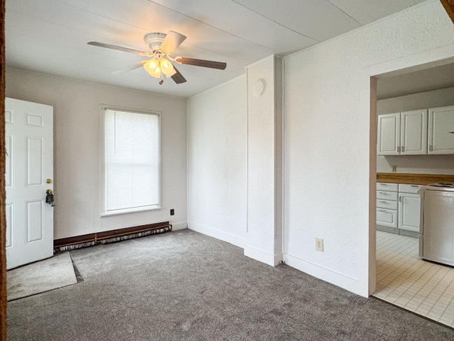 Photo - 613 S 34th St