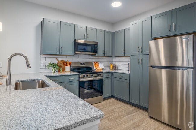 1BR,1BA -716SF