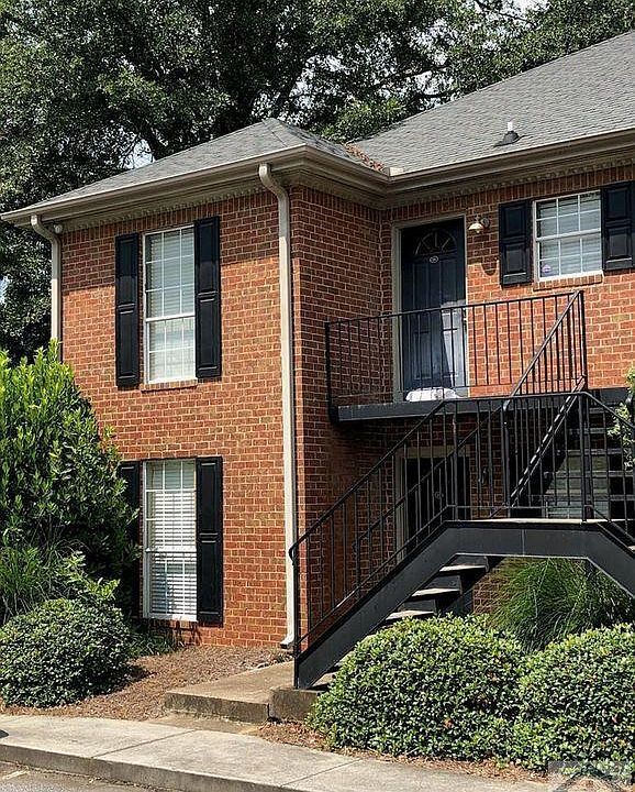 Building Photo - 1055 Baxter St Unit 3-303