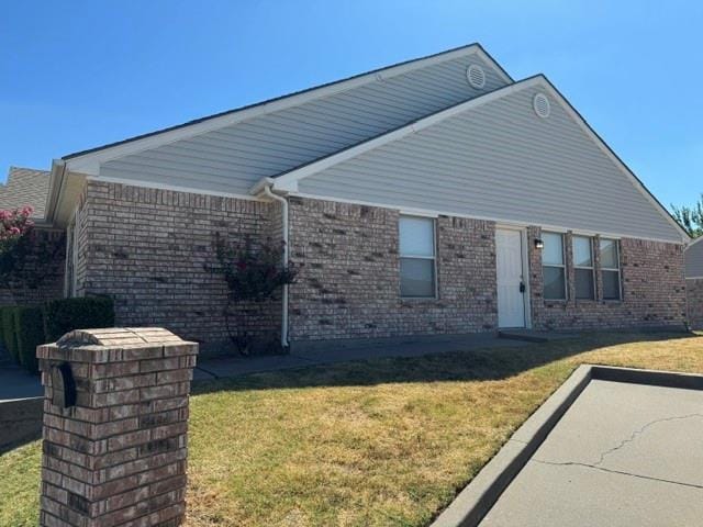 1617 High Cir