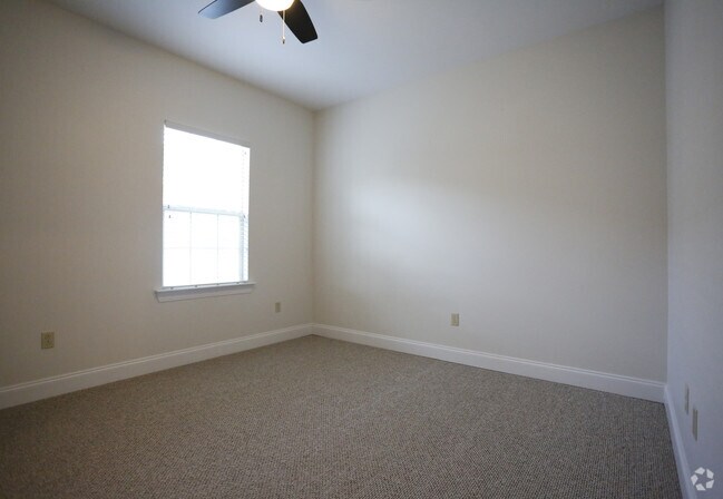 2BR/2BA -1224SF
