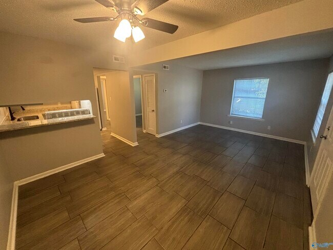 Photo - 3422 Glen Park Cir NW Unit B