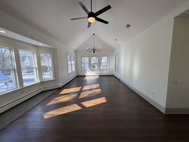 Photo - 416 N Grove Ave Unidad 2