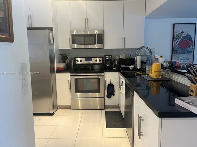 Photo - 3745 NE 171 St