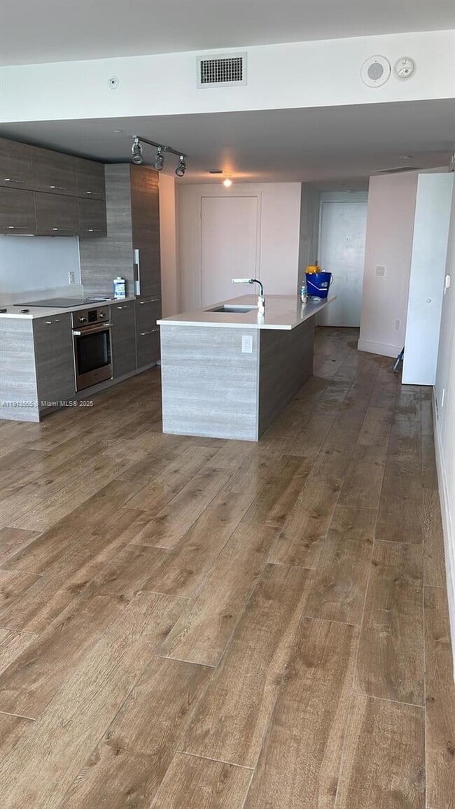 Photo - 650 NE 32nd St Unit 1805