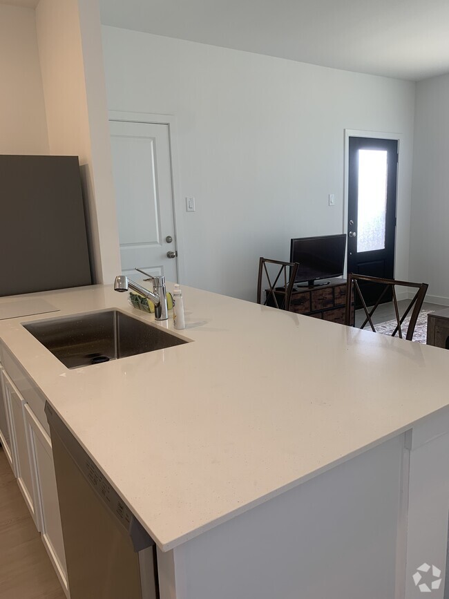 Building Photo - 28602 Prickle Grass Trl Rental