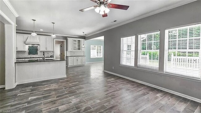 Photo - 4072 Fountain Grove Dr