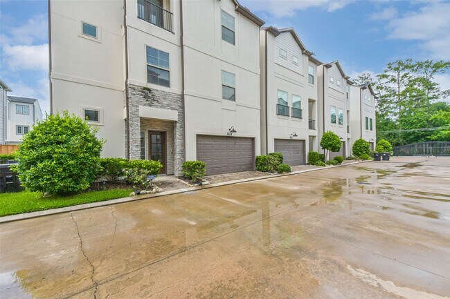 Photo - 10914 Brookeshire Chase Ln