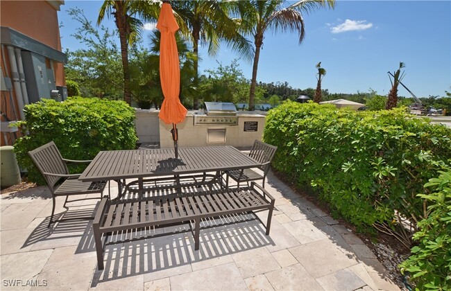 Photo - 8010 Via Sardinia St Unidad 4215