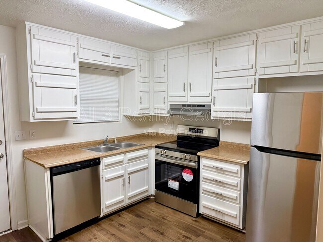 Photo - 470 S Jeff Davis Dr Unidad D