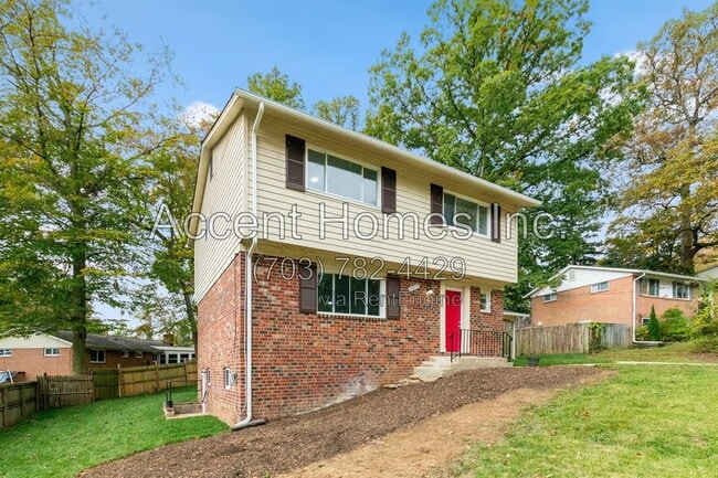 Photo - 8613 Kenilworth Dr