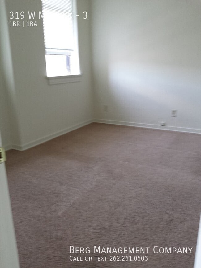 Photo - 319 W Main St Unit 3