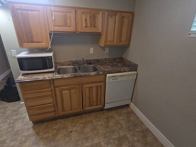213 E Coatsville Ave Unit B
