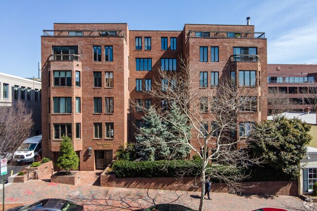 Photo - Wadsworth House