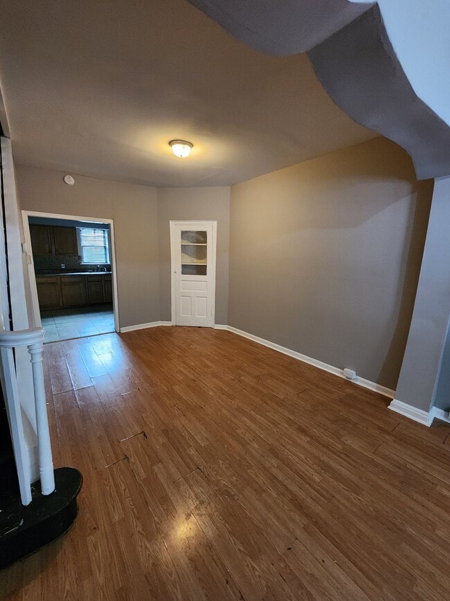 Photo - 2530 W Gordon St