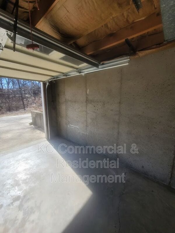 Photo - 9211 E 50th Terrace