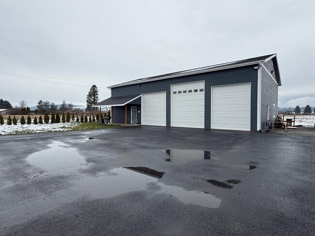 Photo - 24211 E Wellesley Ave Unit B