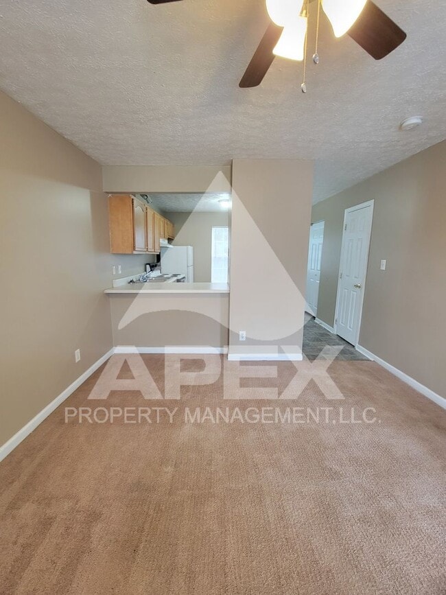 Photo - MOVE-IN SPECIAL,NO RENT TIL MAY 1ST! - Nice 2 Bd | 1.5 Ba Townhouse in West Knox Condo Community! Unit 1813