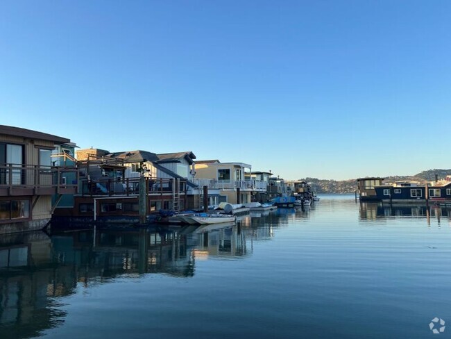 Building Photo - Furnished Sausalito Houseboat- Available I...