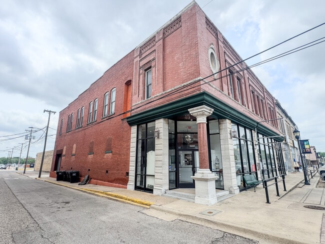 Building Photo - 2901 Lee St