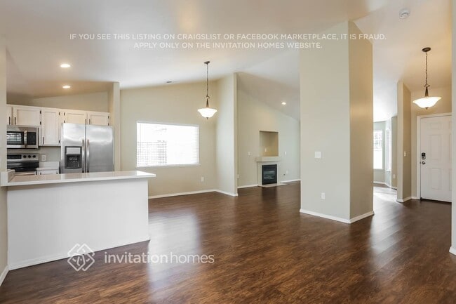 Photo - 18511 E Country Club Dr