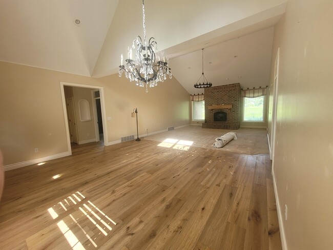 Photo - 867 N Swiss Farm Ct House