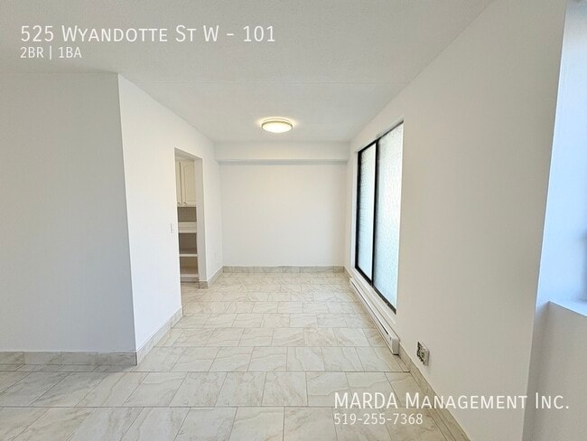 Photo - SPACIOUS 2 BED/1 BATH APT ON WYANDOTTE & BRUCE INCLUSIVE W/$50 CAP! Unit 101