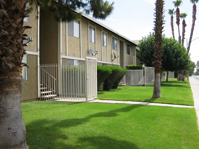 Photo - Plaza Apartments
