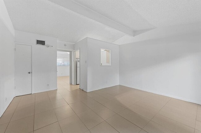 Photo - 1907 Fairlawn Ln