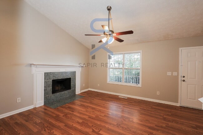 Photo - Move in before October 31st and get a $250...