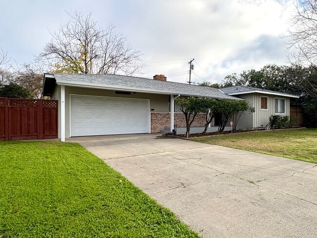 Photo - Beautiful 3 Bedroom For Rent in Sacramento!