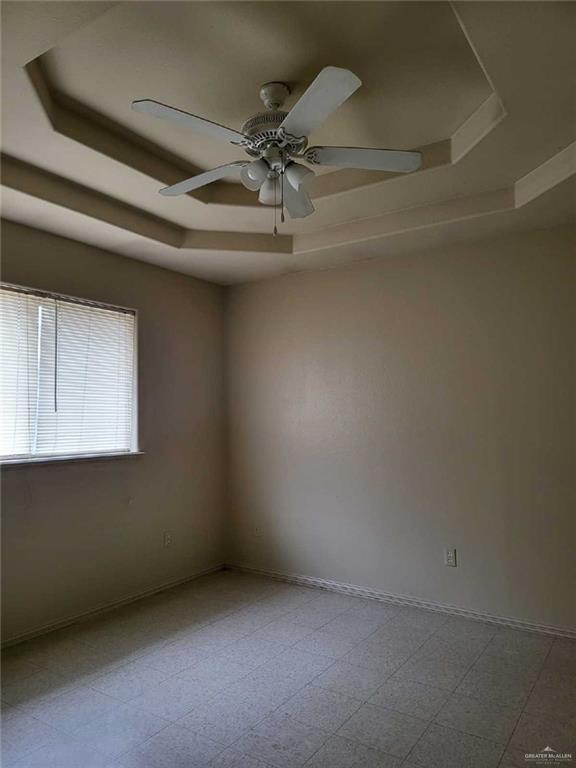 Photo - 12 Robin Ave Unidad 2